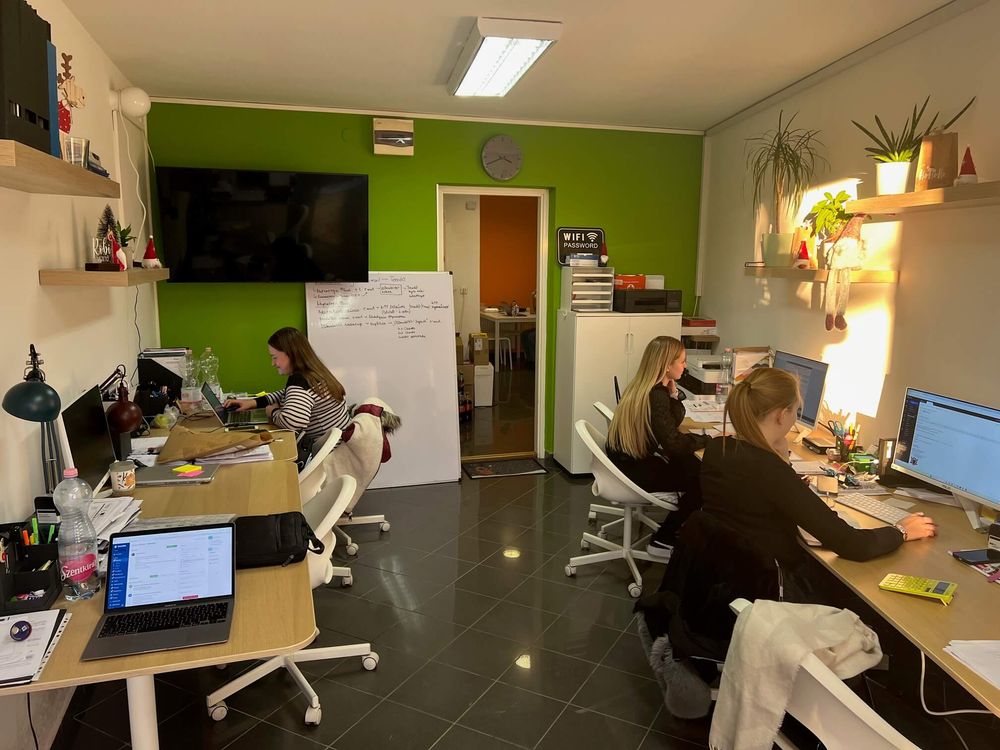 A Solar Systems Solutions napelemes cég szolnoki irodája