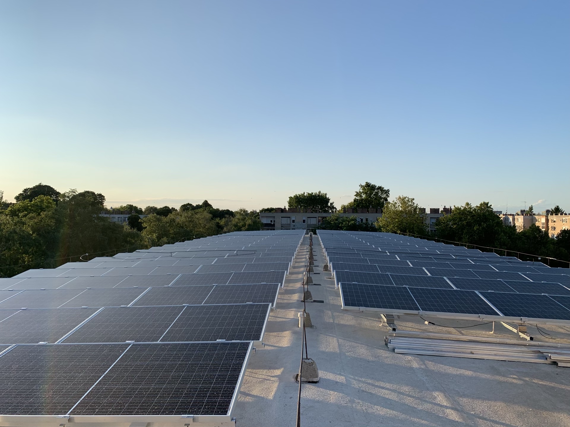 Napelem teleptés referenciánk