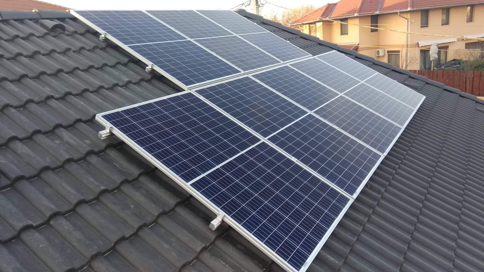 Megtakarítás megújuló energia használatával a Solar Systems Solutions Kft-nél